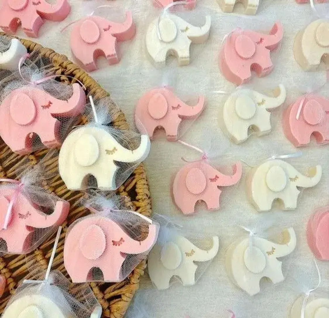 Muchas Margaritas rosadas de cera