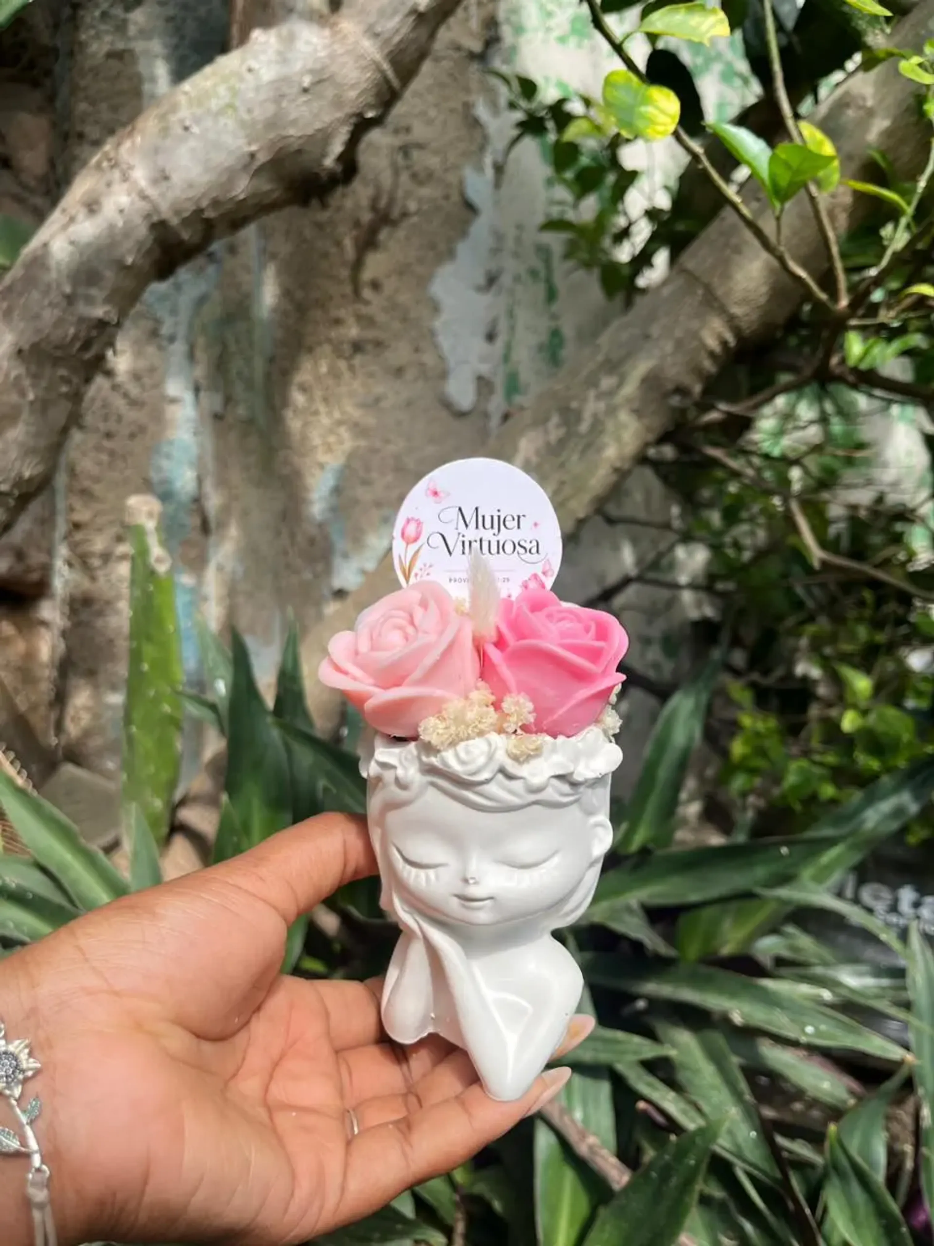 Bouquet en forma de mujer